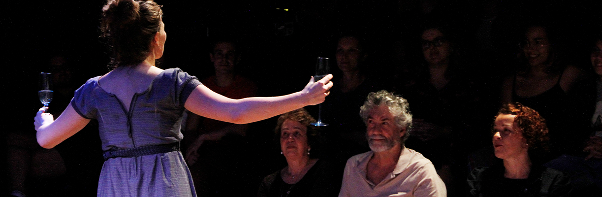 whata fuck is diz cia projetil de teatro curitiba parana (3)